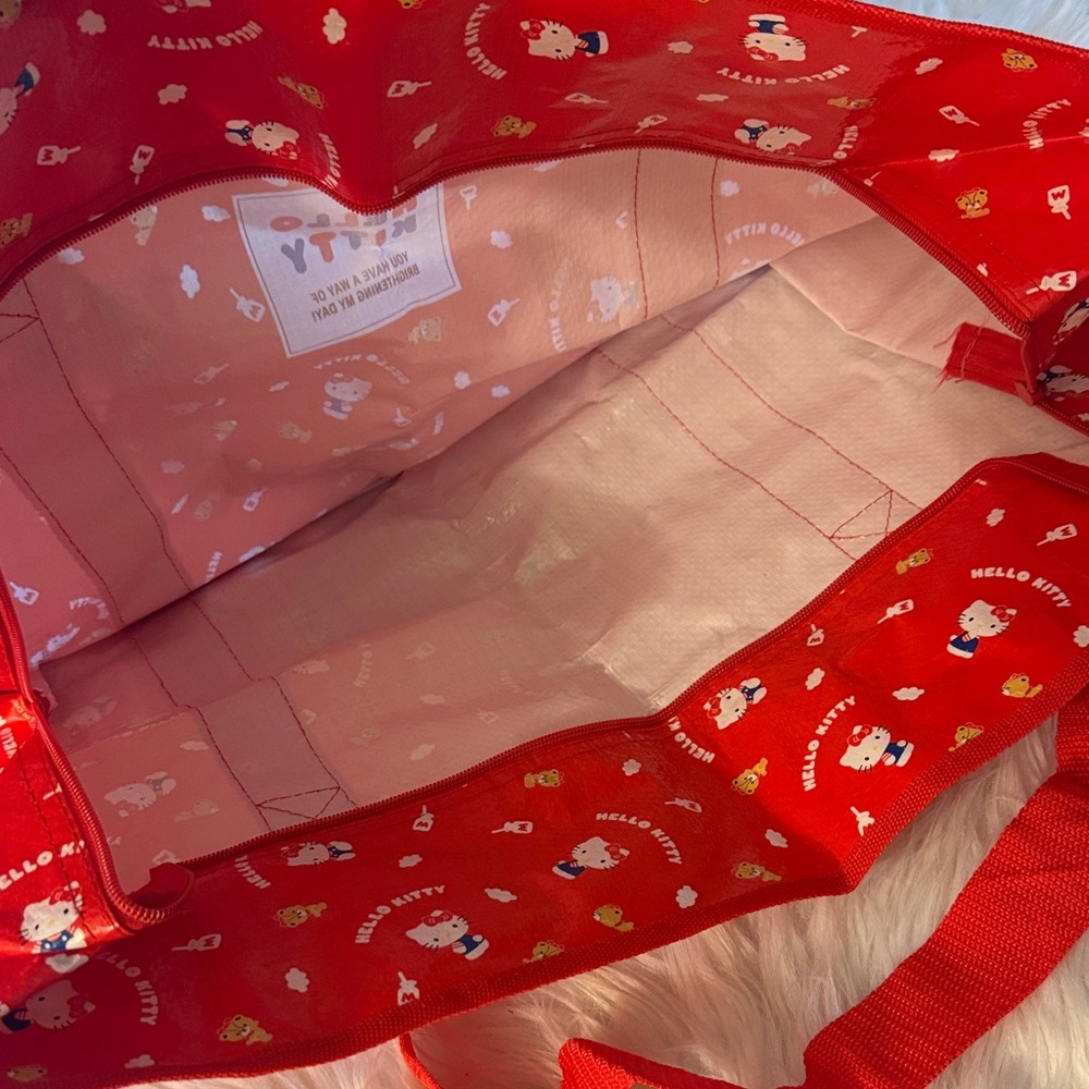 Hello Kitty Red Patterned Carry Tote - Picture 3 of 4